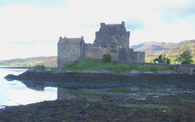 Welcome to Scotland! The Eilean Dounan Castle